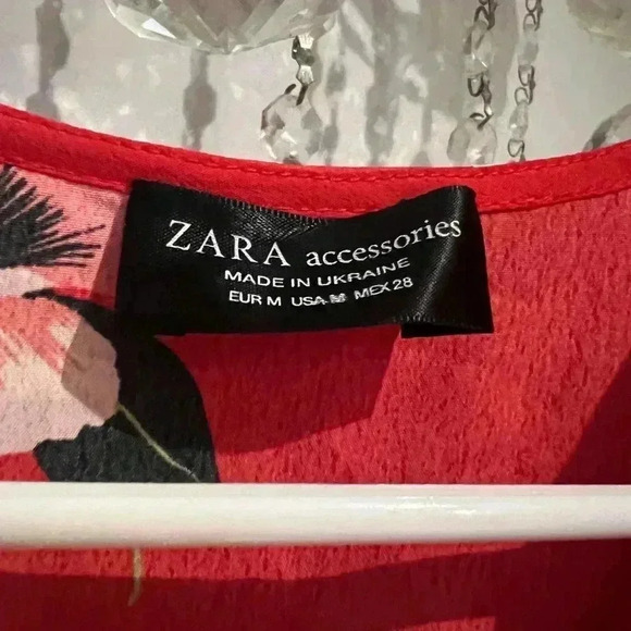 ZARA Red Floral Print Ruffle Shirt Bodysuit Plunge V Neck MEDIUM - Picture 4 of 6